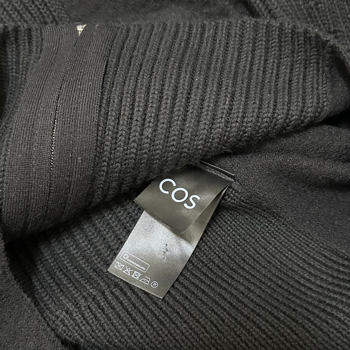 Cos 코스 리브드 울 보머 재킷 블랙 상품이미지7