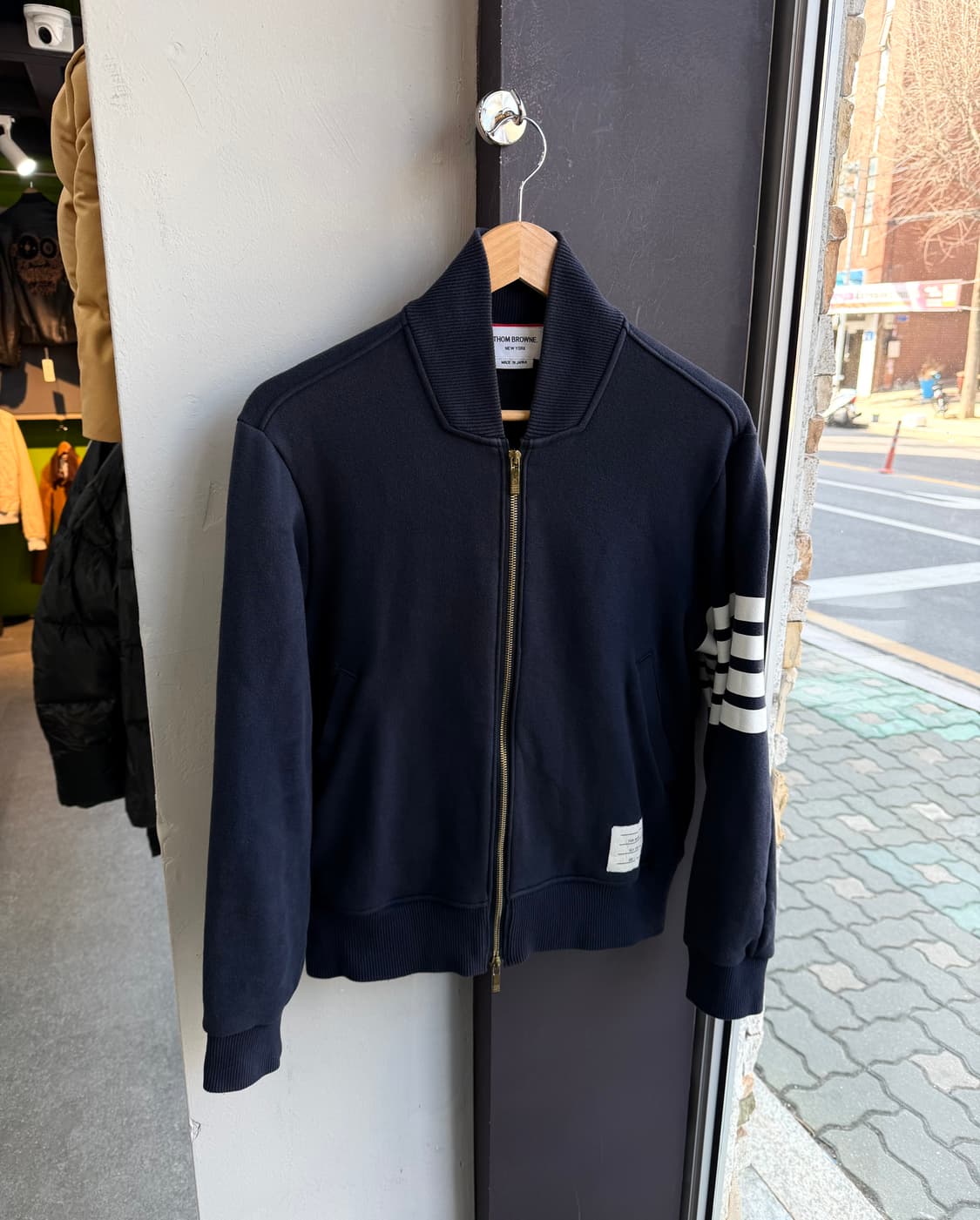 1/ 톰브라운 클래식 4-바 루프백 집업 자켓 상품이미지3