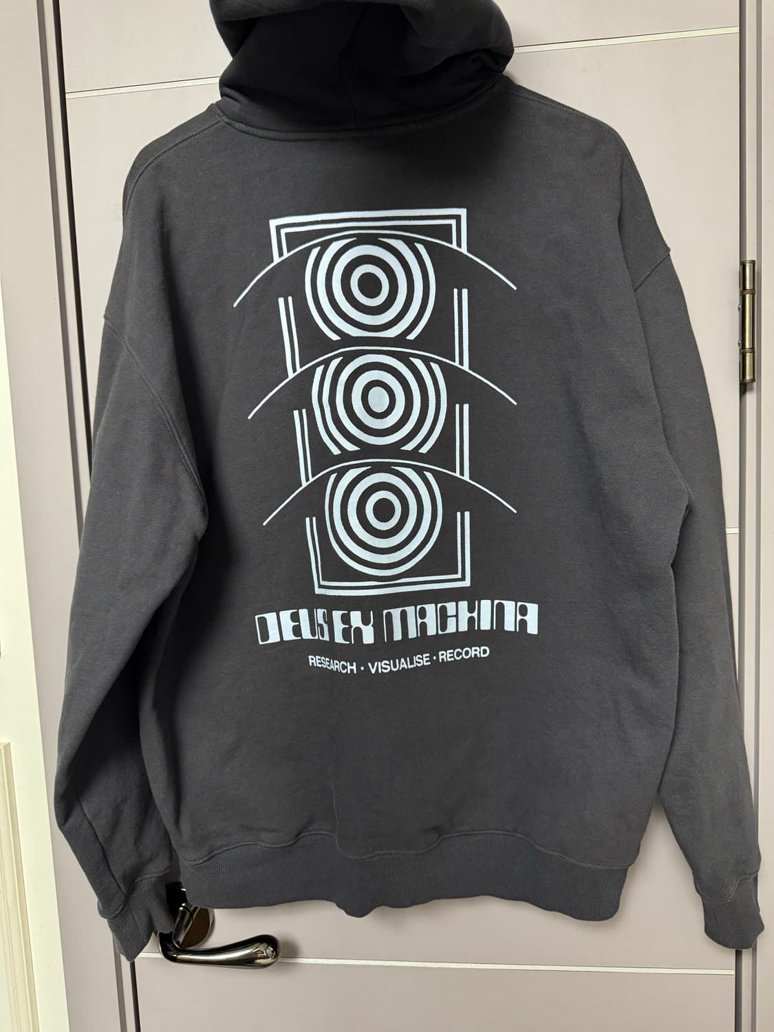 데우스 엑스 마키나 후드티 L 다크 그레이 상품이미지2