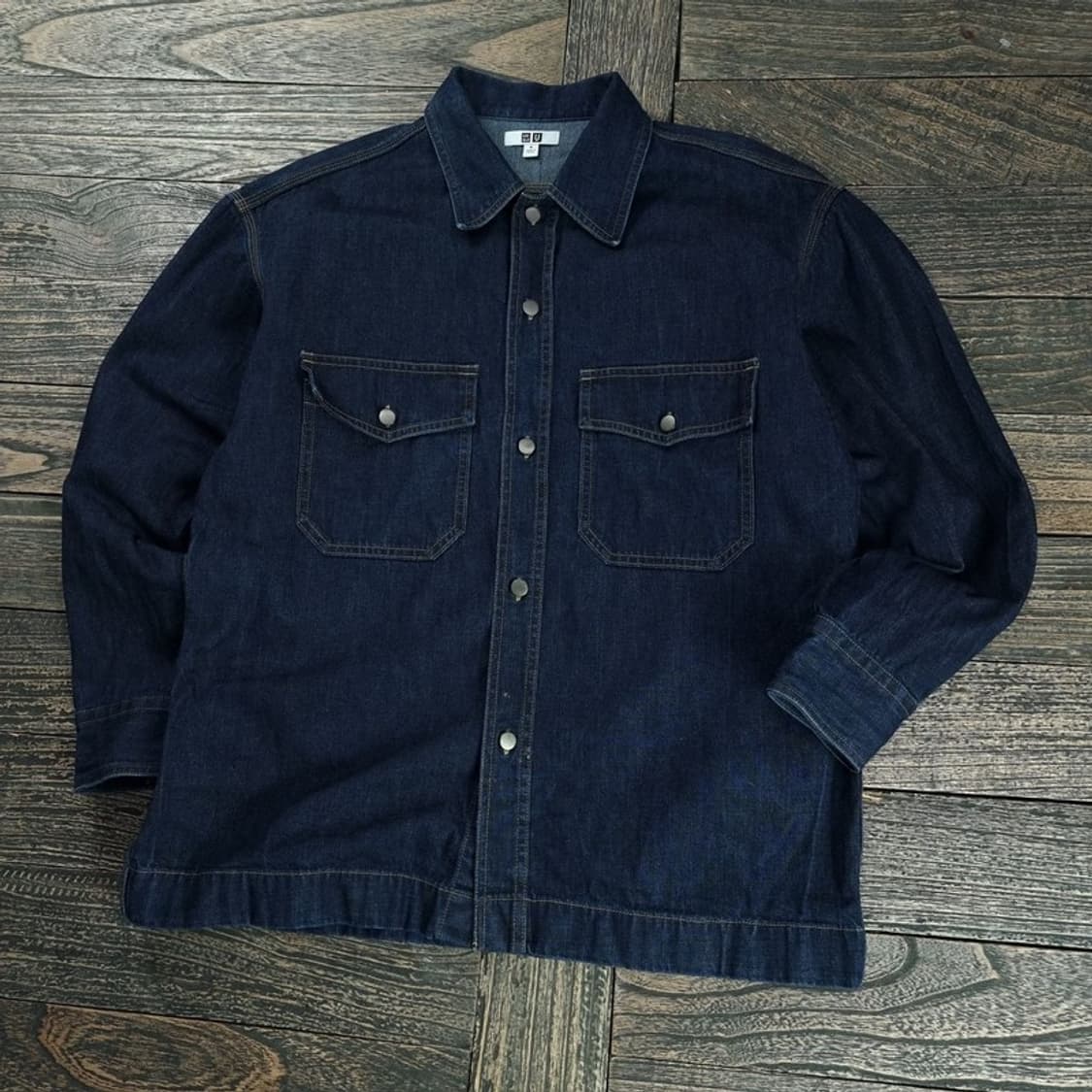 [유니클로 U 르메르] 오버핏 투포켓 데님 셔츠 M18964 상품이미지1