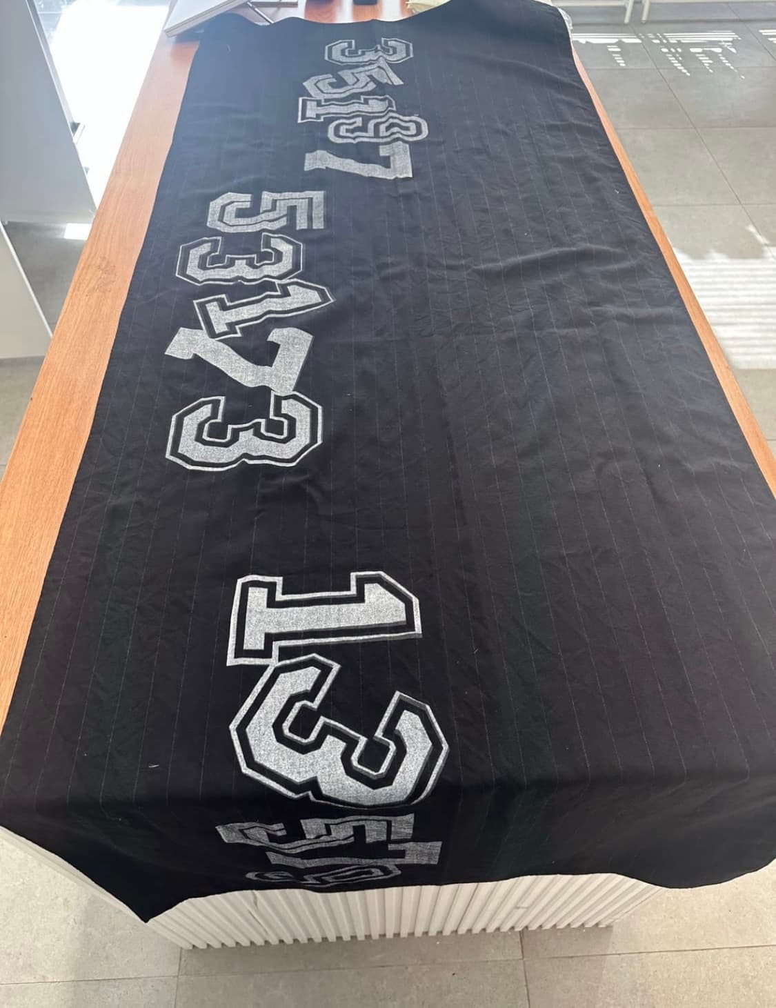 꼼데가르송 블랙 21AW 넘버링 머플러 상품이미지6