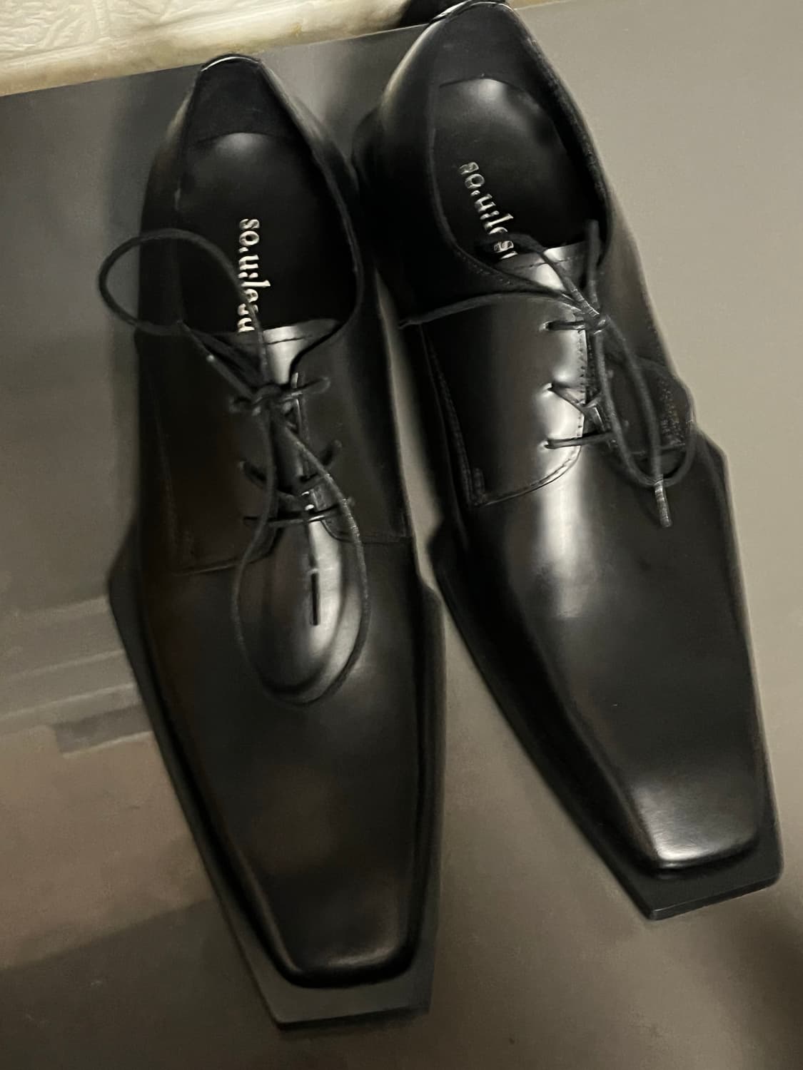 쏘유레슈어 루이스 블랙 275 상품이미지4