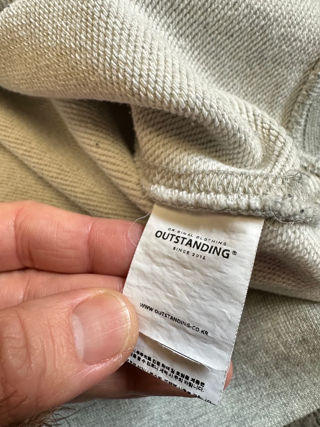 Outstanding 맨투맨 L  상품이미지3