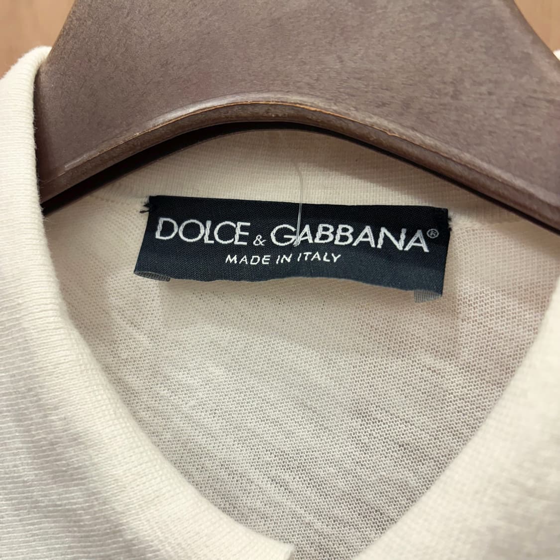 돌체앤가바나 코튼 긴팔 PK 티셔츠 슬림 라인 버튼 커프스 디테일 화이트 상품이미지7