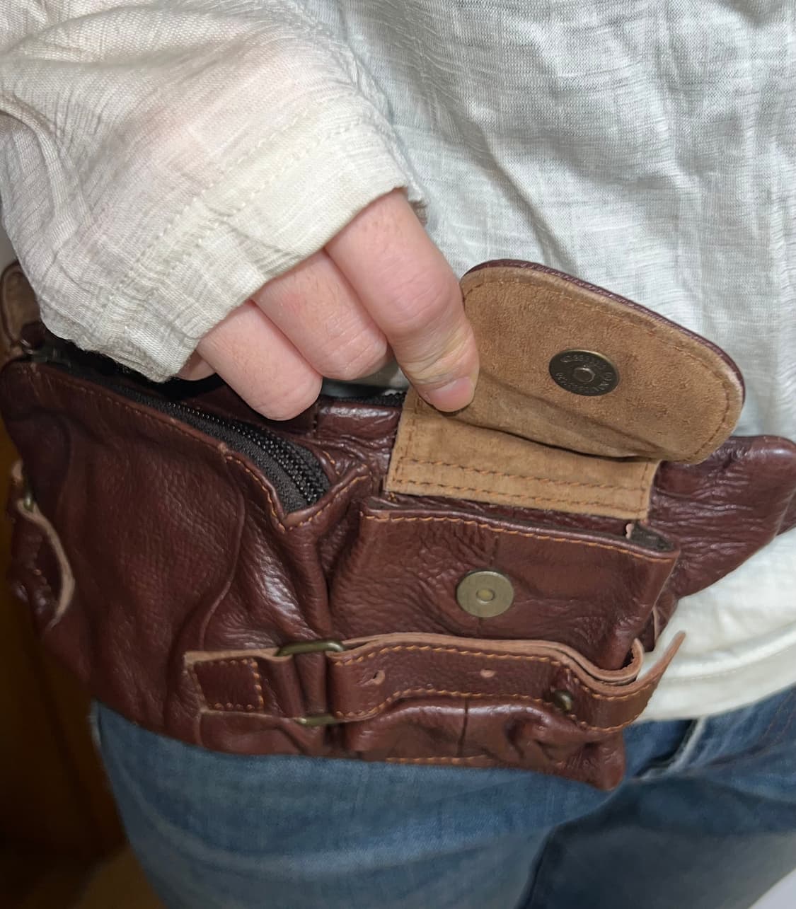 vintage leather sling bag 상품이미지5