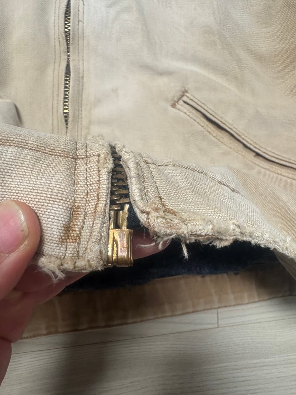 칼하트 디트로이트자켓 상품이미지3