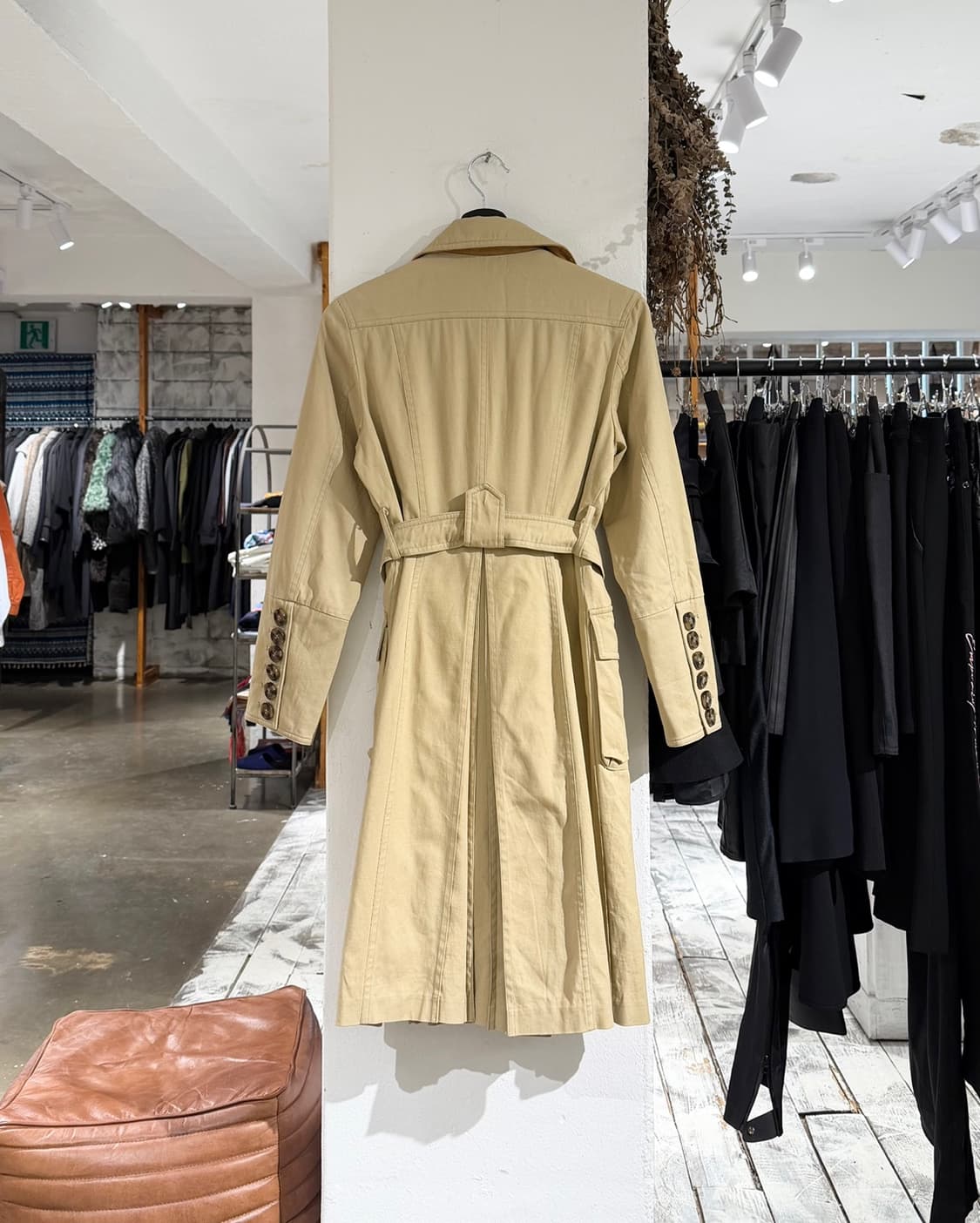 버버리 베이지 싱글 빅 버튼 코트 상품이미지6