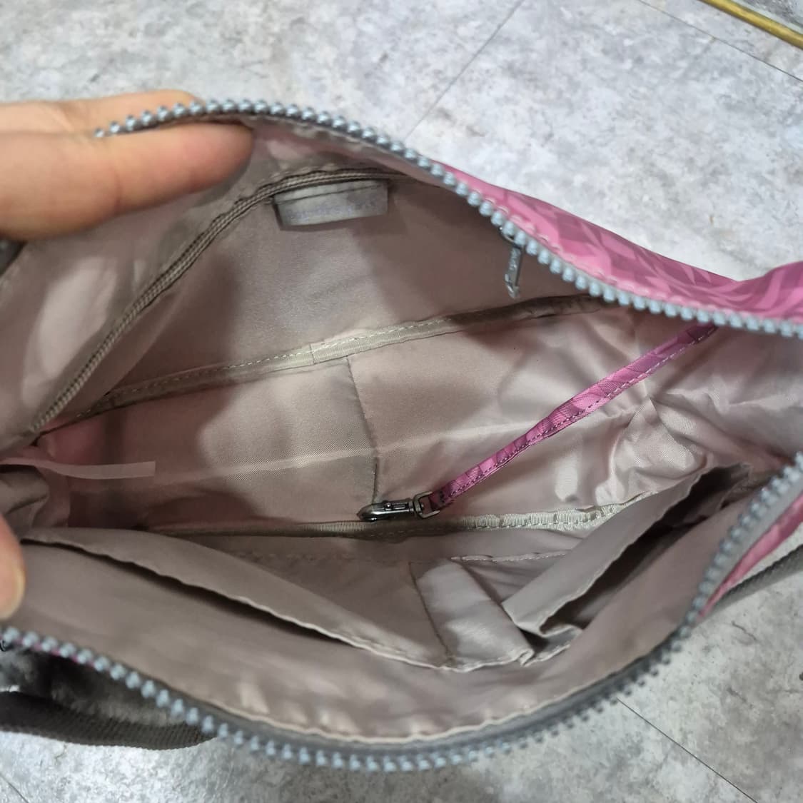 키플링 핑크 크로스백 상품이미지5