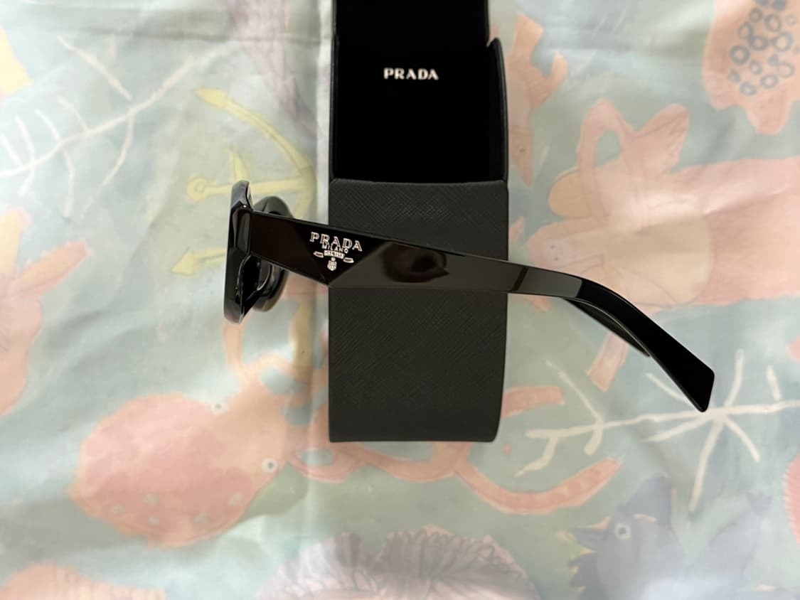 프라다 선글라스 OPR 26ZSF16K08Z 선글라스 블랙 상품이미지7