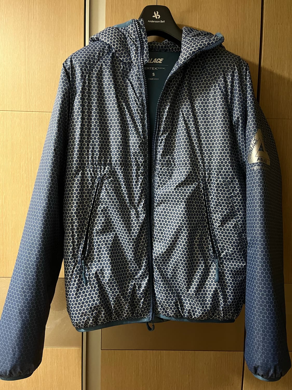 팔라스 헥사곤 퍼텍스 자켓 블루 S 팝니다 상품이미지9