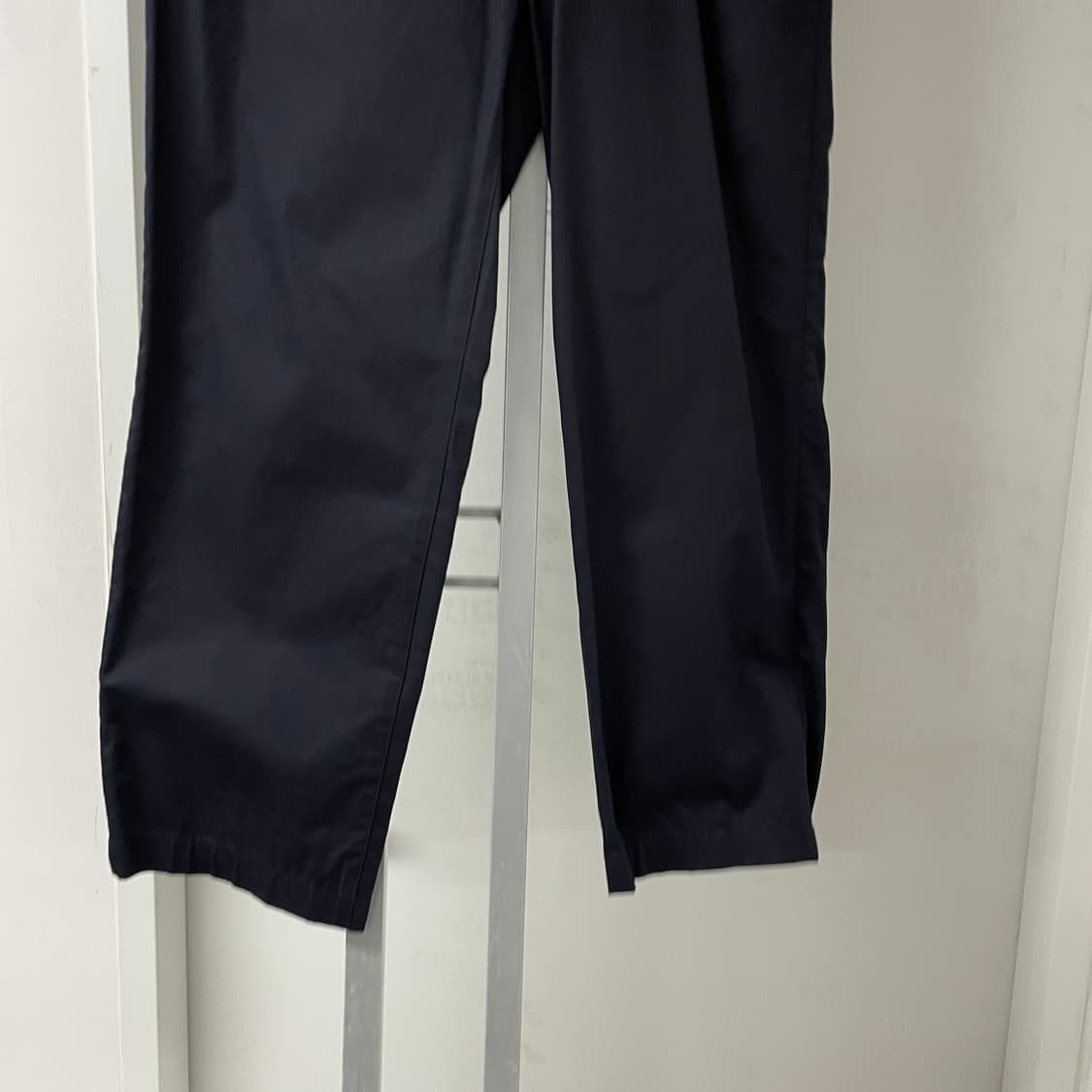 COS 코스 치노 팬츠 네이비 46 상품이미지3