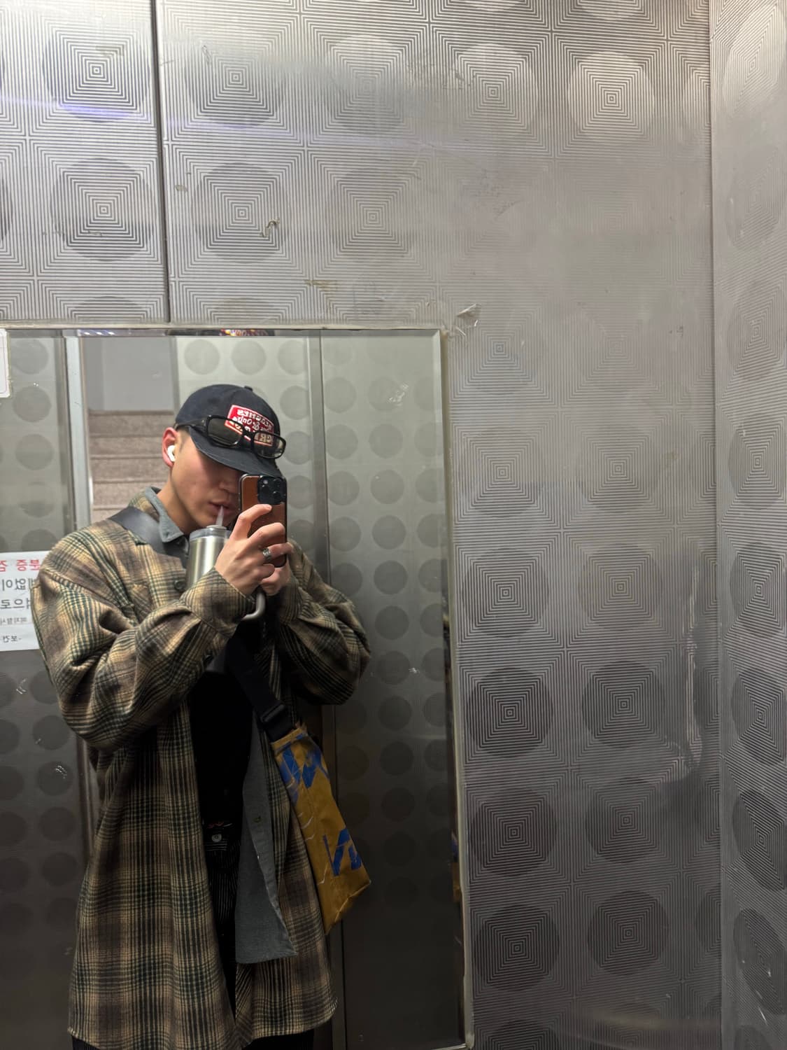 아더에러 울 체크코트  상품이미지3