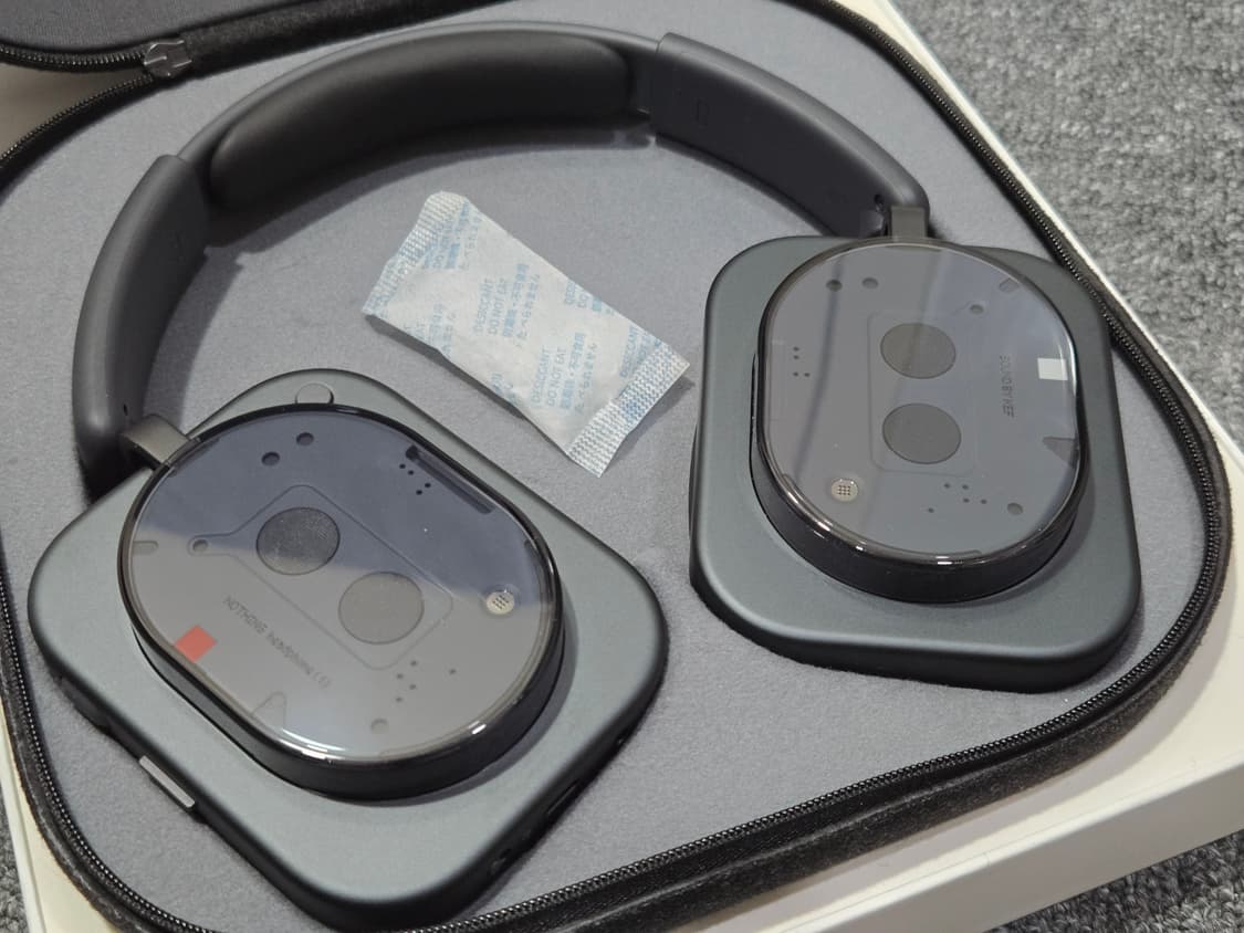 낫싱 블루투스 헤드폰 1 상품이미지2