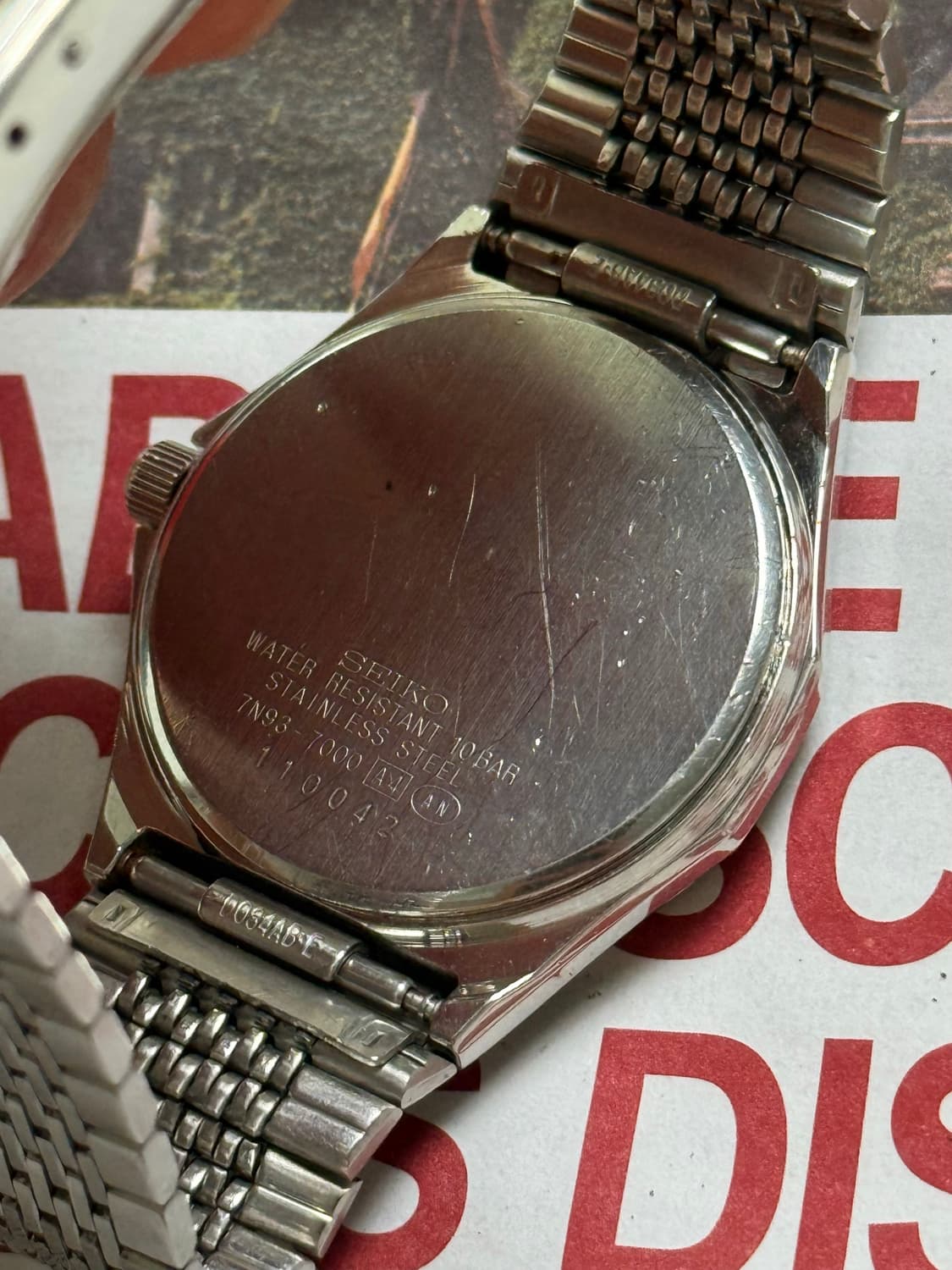Seiko 세이코 쿼츠 SPRIT 헤링 본조 직물패턴 다이얼 Day-Da 상품이미지8