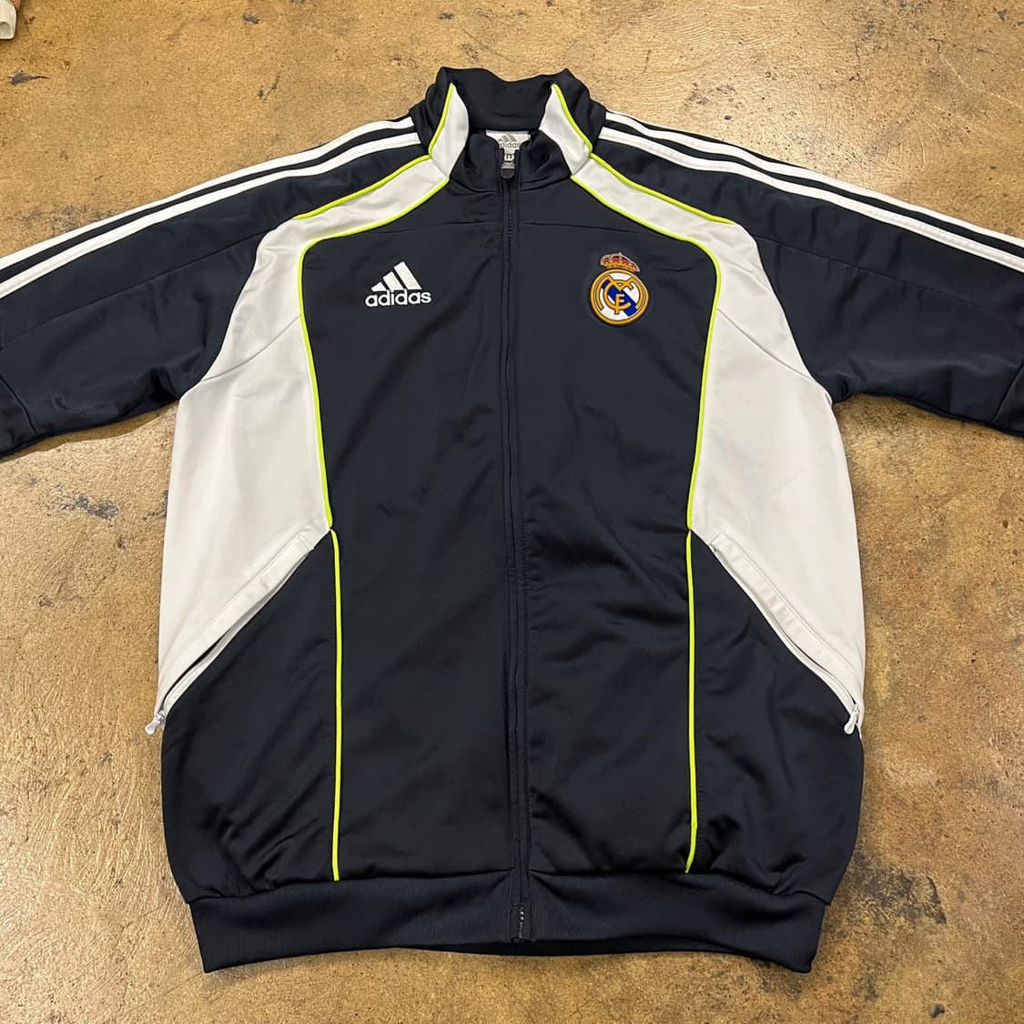 [정품/100] 아디다스 레알마드리드 트랙탑 져지 블랙 b16 상품이미지3
