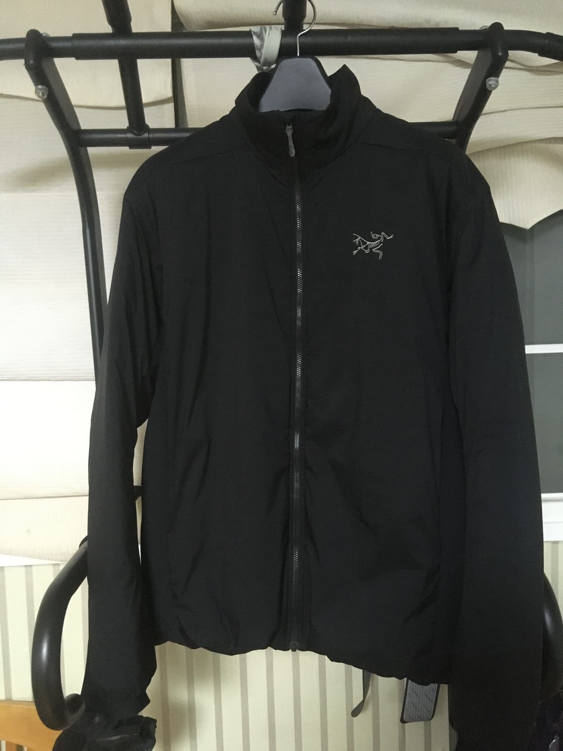 아크테릭스 FW25 아톰SV 자켓 블랙 판매합니다  상품이미지3