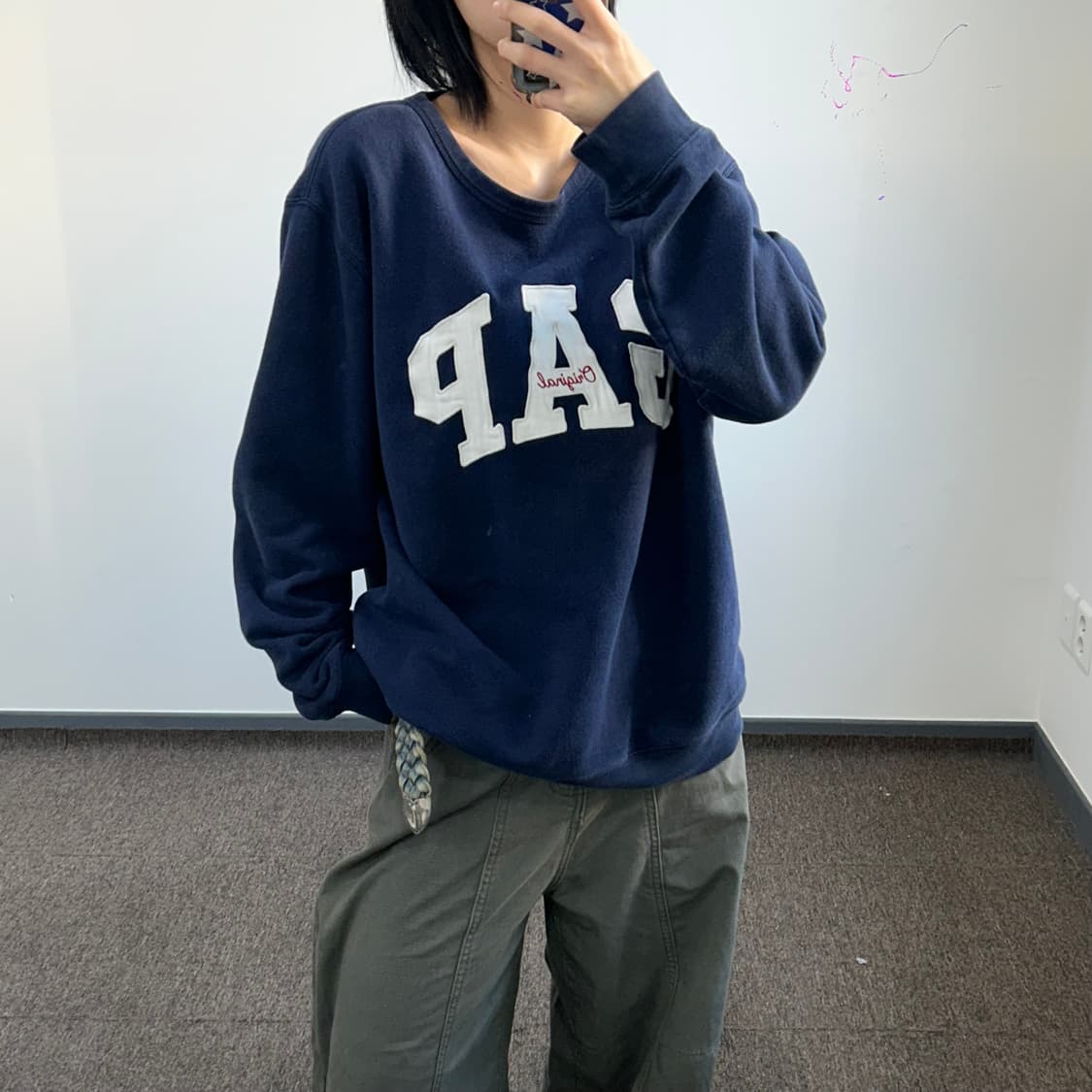 GAP 갭 화이트로고 네이비 맨투맨 상품이미지2