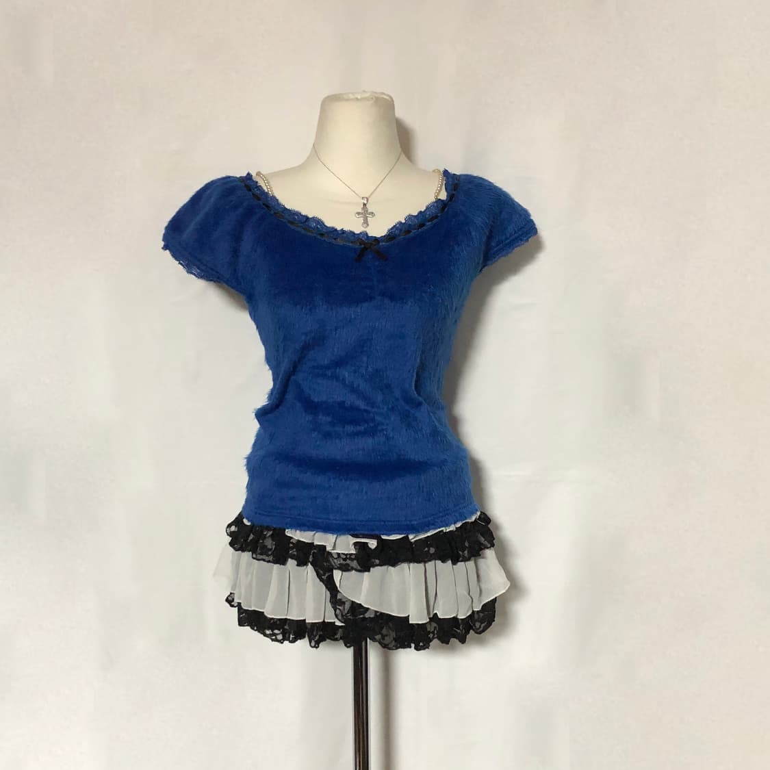 리본 퍼 퍼프 슬리브 탑 블루 상품이미지4