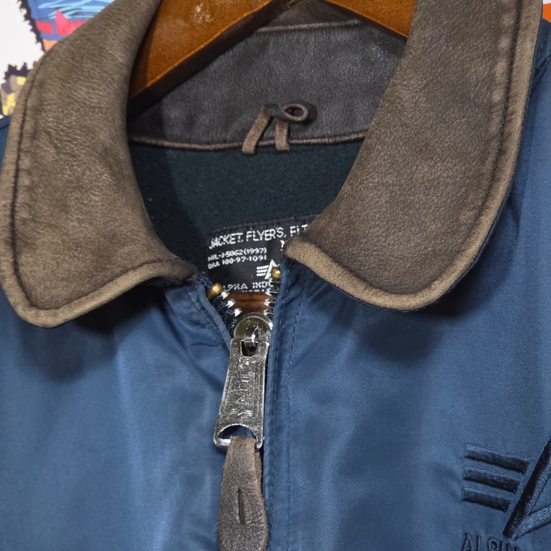 알파인더스트리 밀리터리 가죽 카라 항공 점퍼 상품이미지3