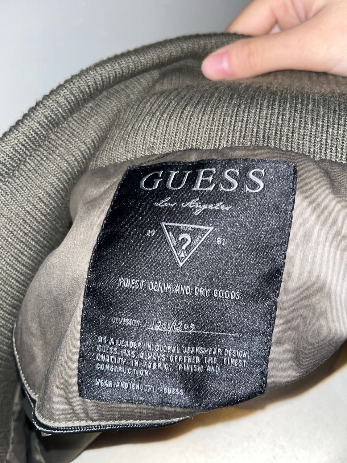 Guess khaki padded jacket 상품이미지10
