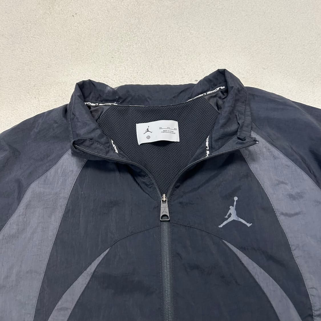Jordan Sports Jam Windbreaker 상품이미지5