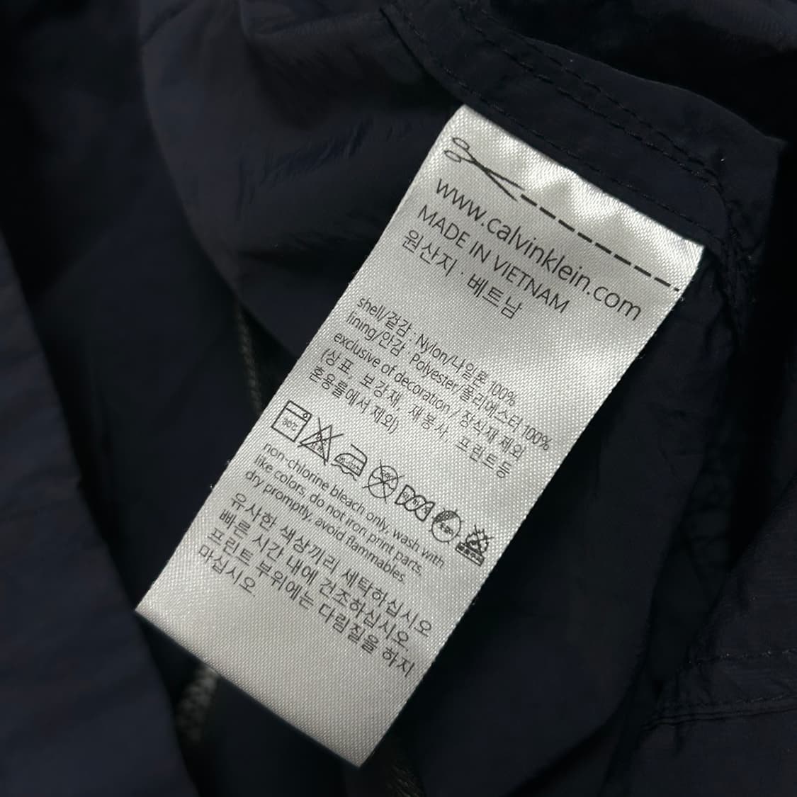 켈빈클라인 네이비 퍼포먼스 바람막이(L) 상품이미지3