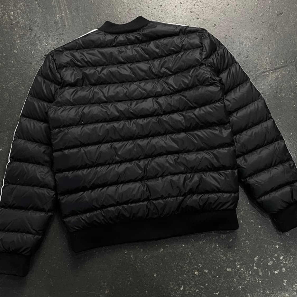 100 아디다스 슈퍼스타 경량패딩 상품이미지5