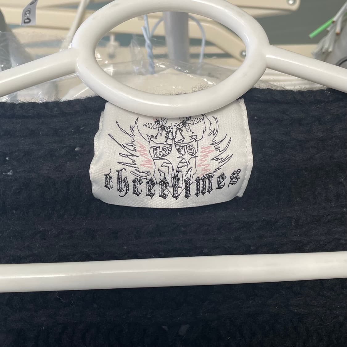 쓰리타임즈 블랙 니트 볼레로 상품이미지2