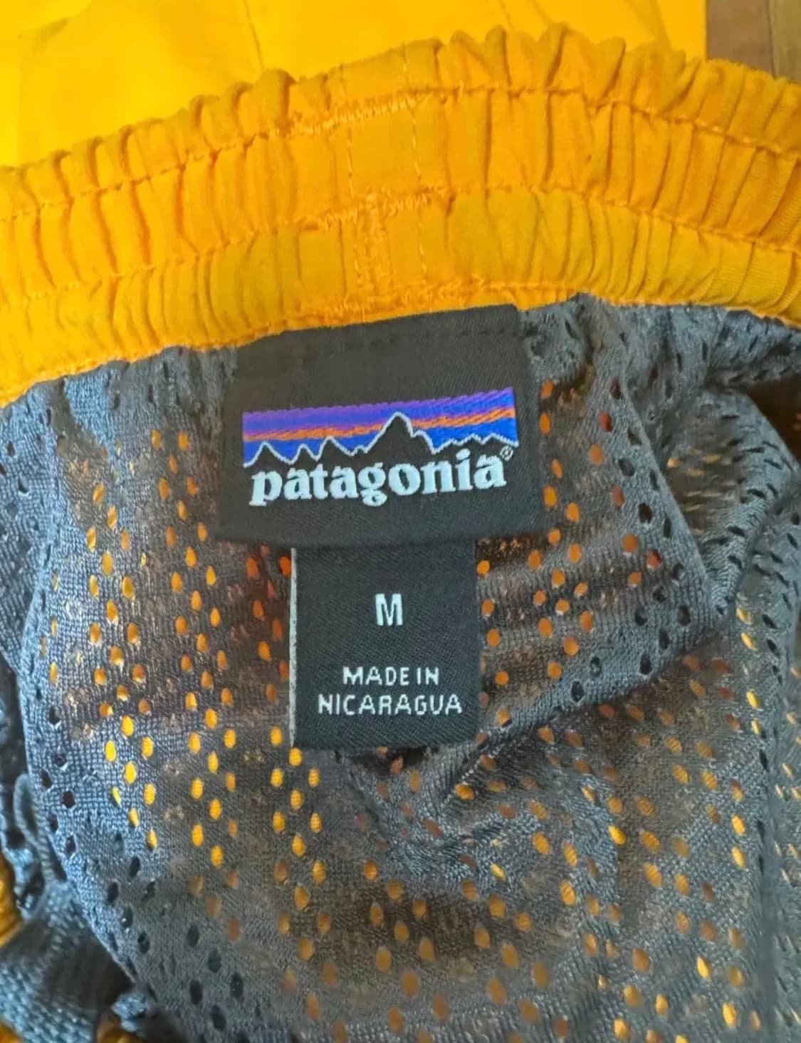 파타고니아 배기스 5인치 망고색 m사이즈 팝니다 상품이미지4