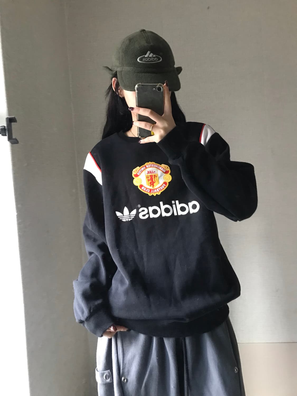 아디다스 맨유 맨투맨 상품이미지2