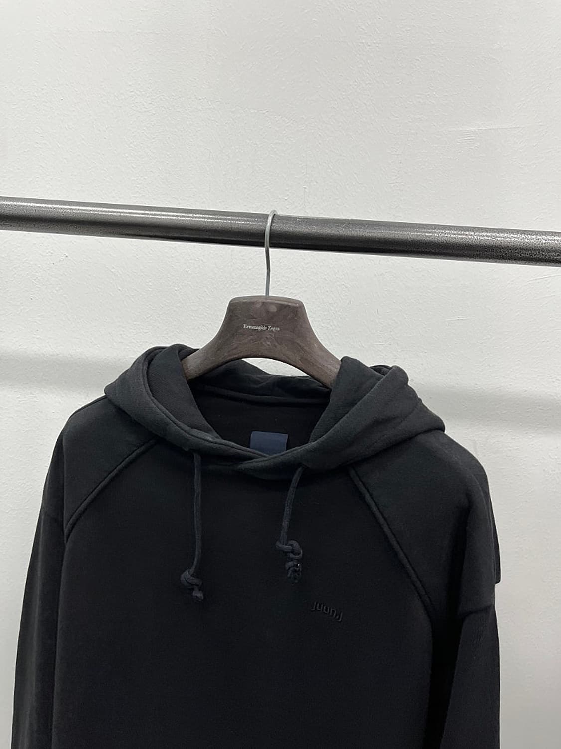 110) 준지 자수 오버 후드티  상품이미지3