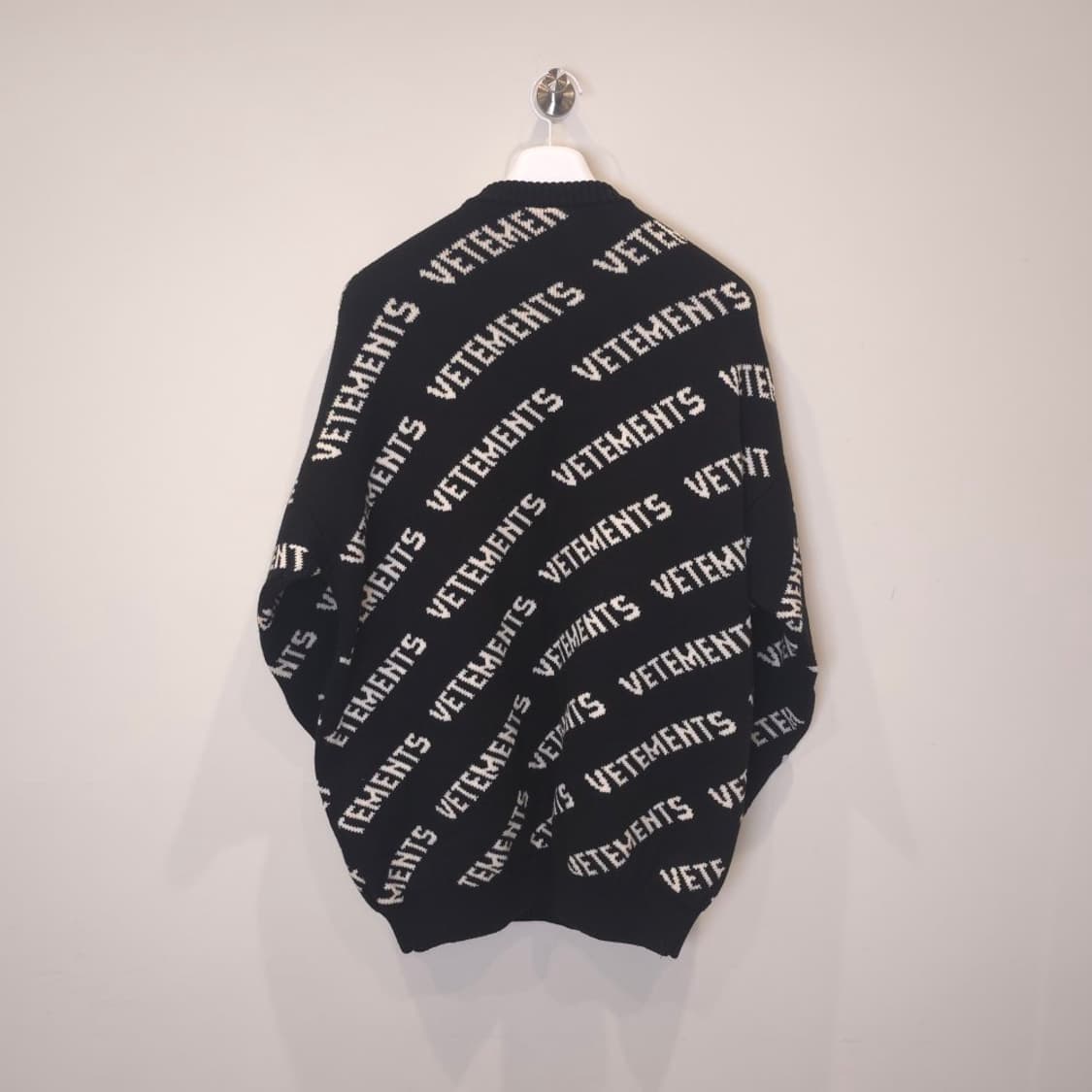 [중고/정품] 베트멍 모노그램 울 니트 XS 상품이미지2