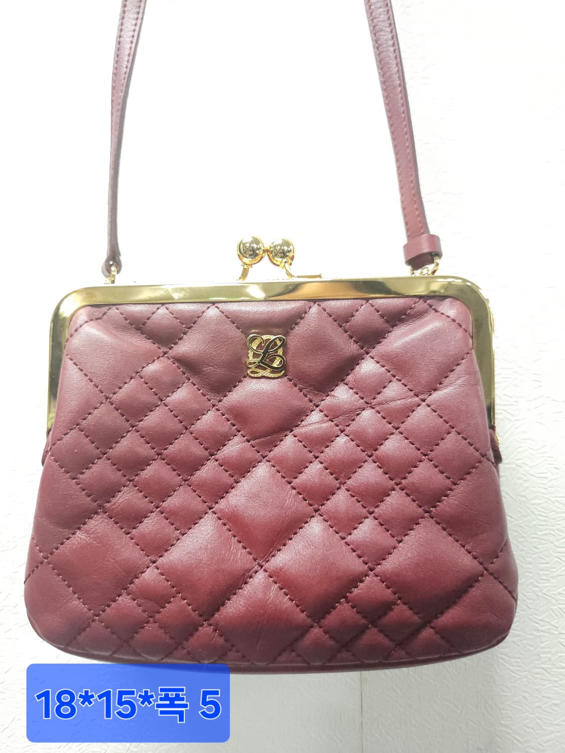 루이까또즈 와인색 퀼팅 크로스백 상품이미지3