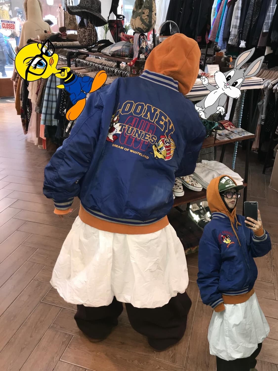 Looney Tunes Embroidery Varsity Jacket 상품이미지1