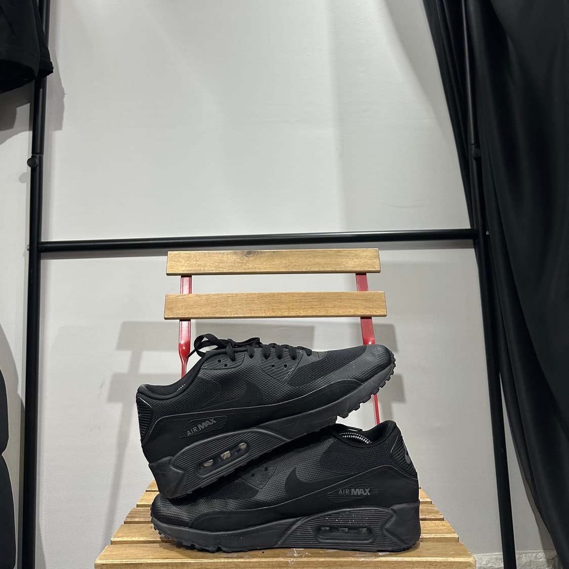 285) 나이키 운동화 남성 남자 신발 에어맥스90 올블랙 상품이미지7