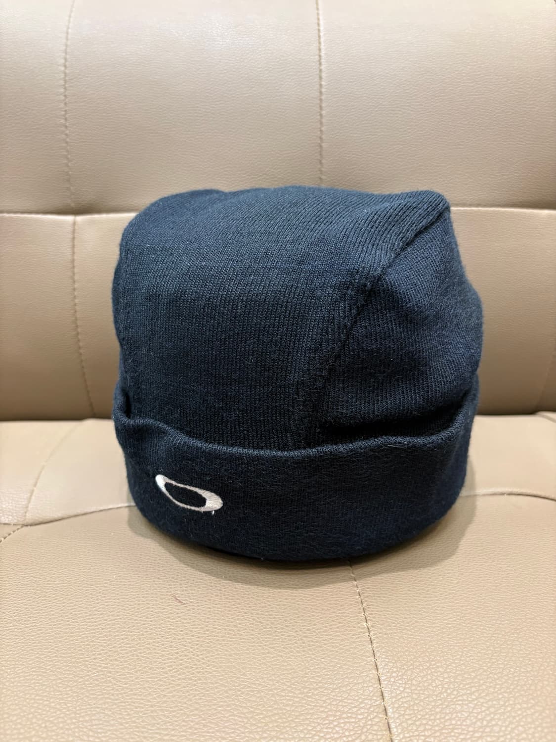 오클리 로고 비니 상품이미지3