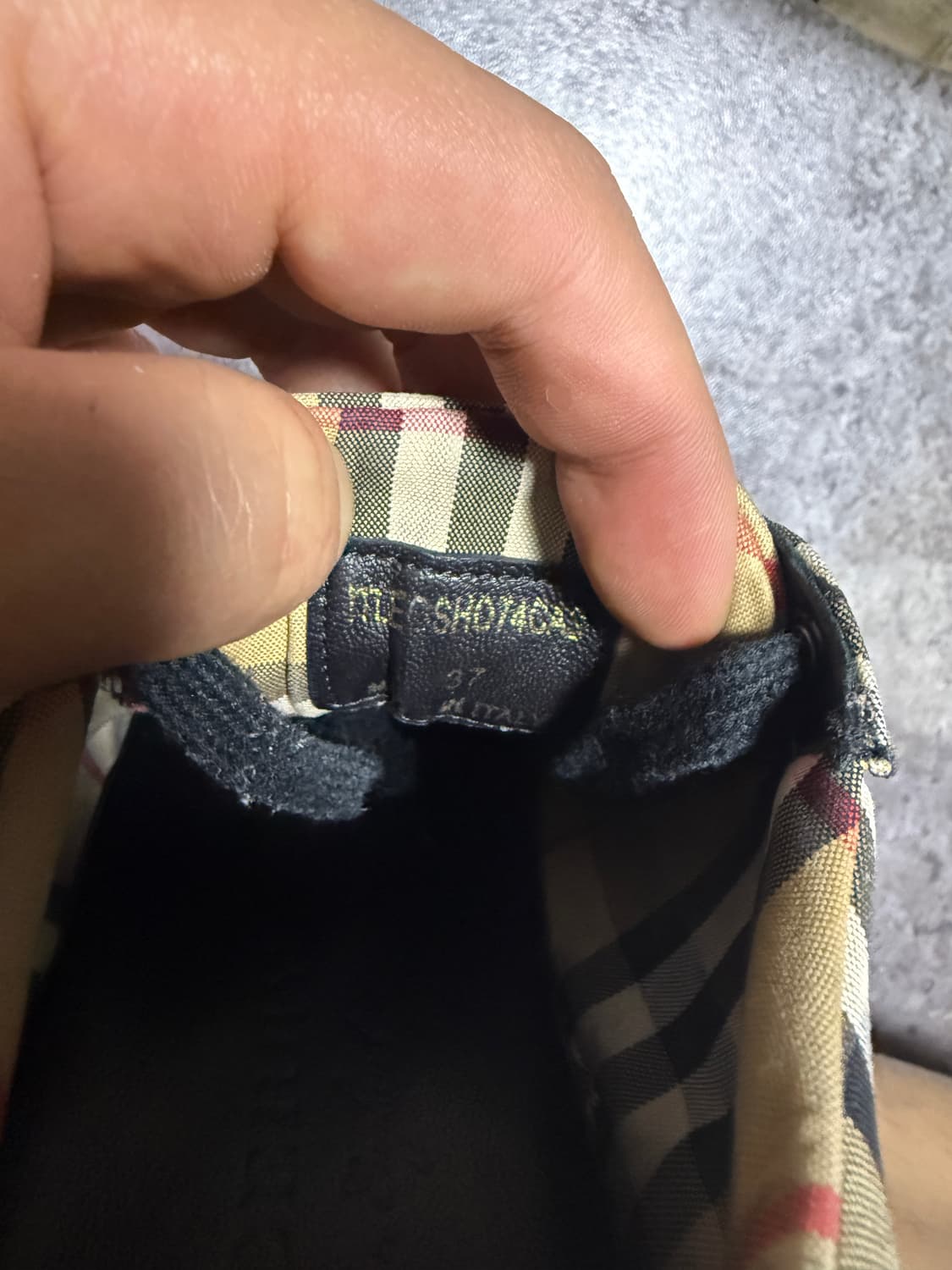 버버리 스니커즈 37 상품이미지7