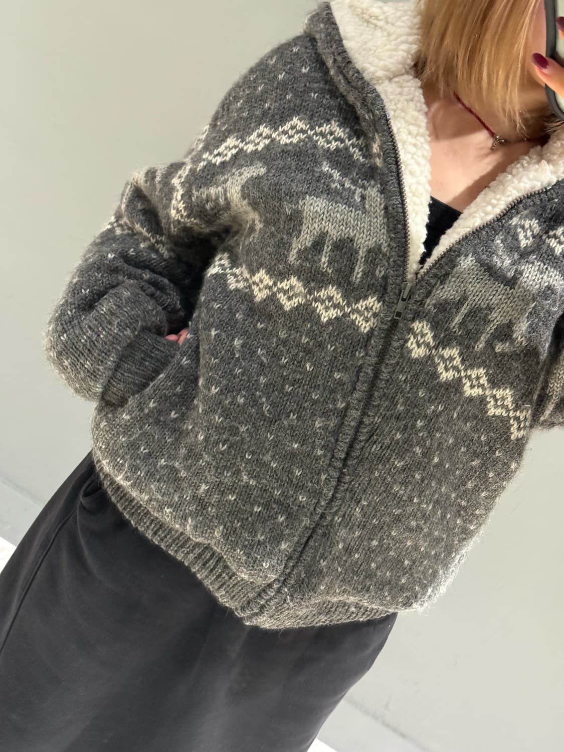 nordic pattern sherpa knit hood zip-up 상품이미지3