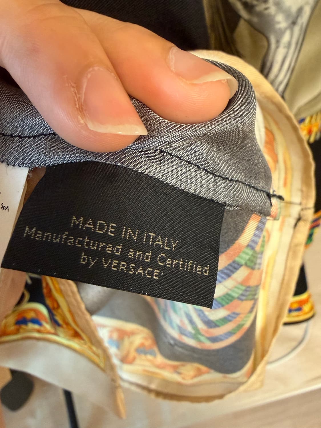 베르사체 실크셔츠 40사이즈 상품이미지7