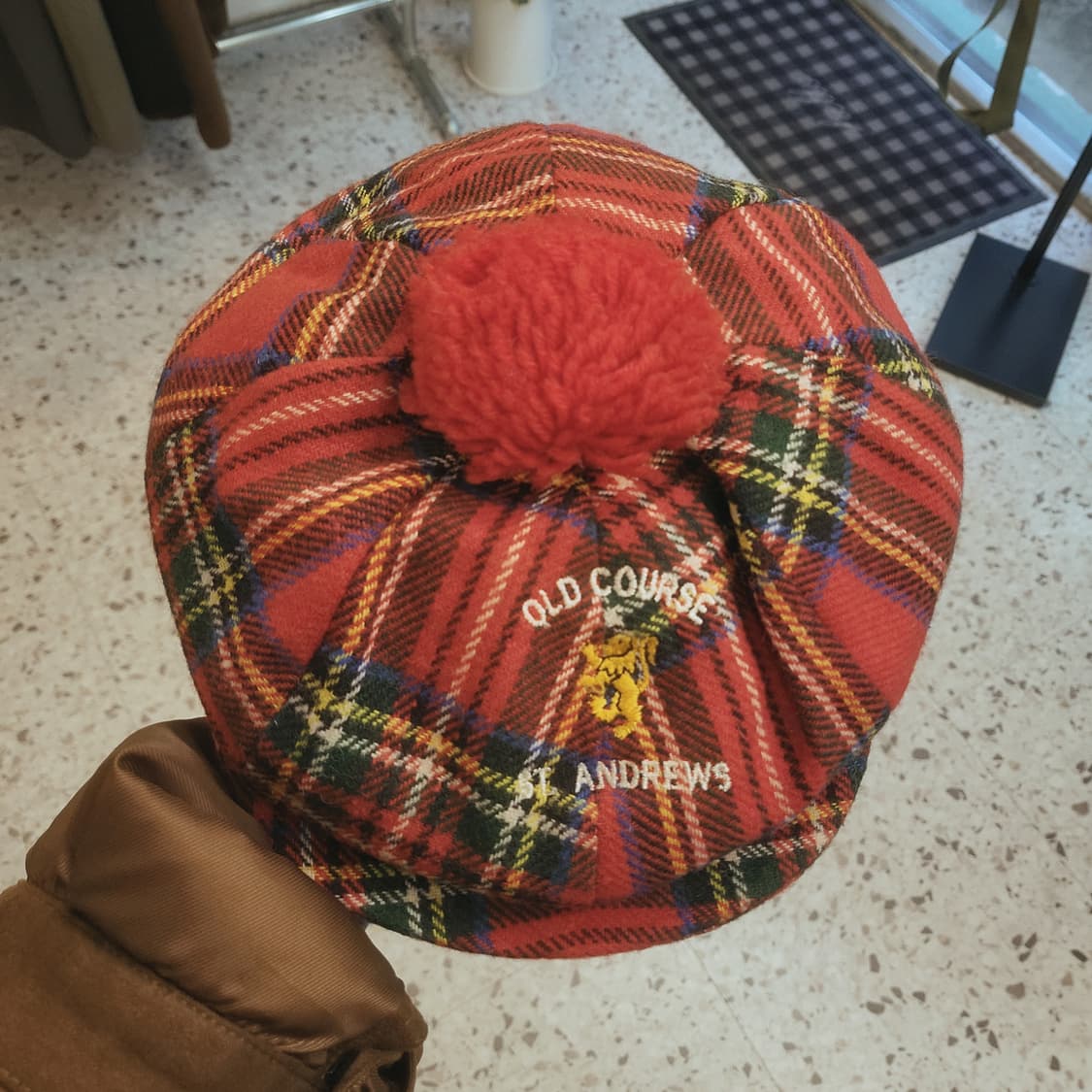 세인트 앤드류스 타탄체크 헌팅캡 상품이미지1