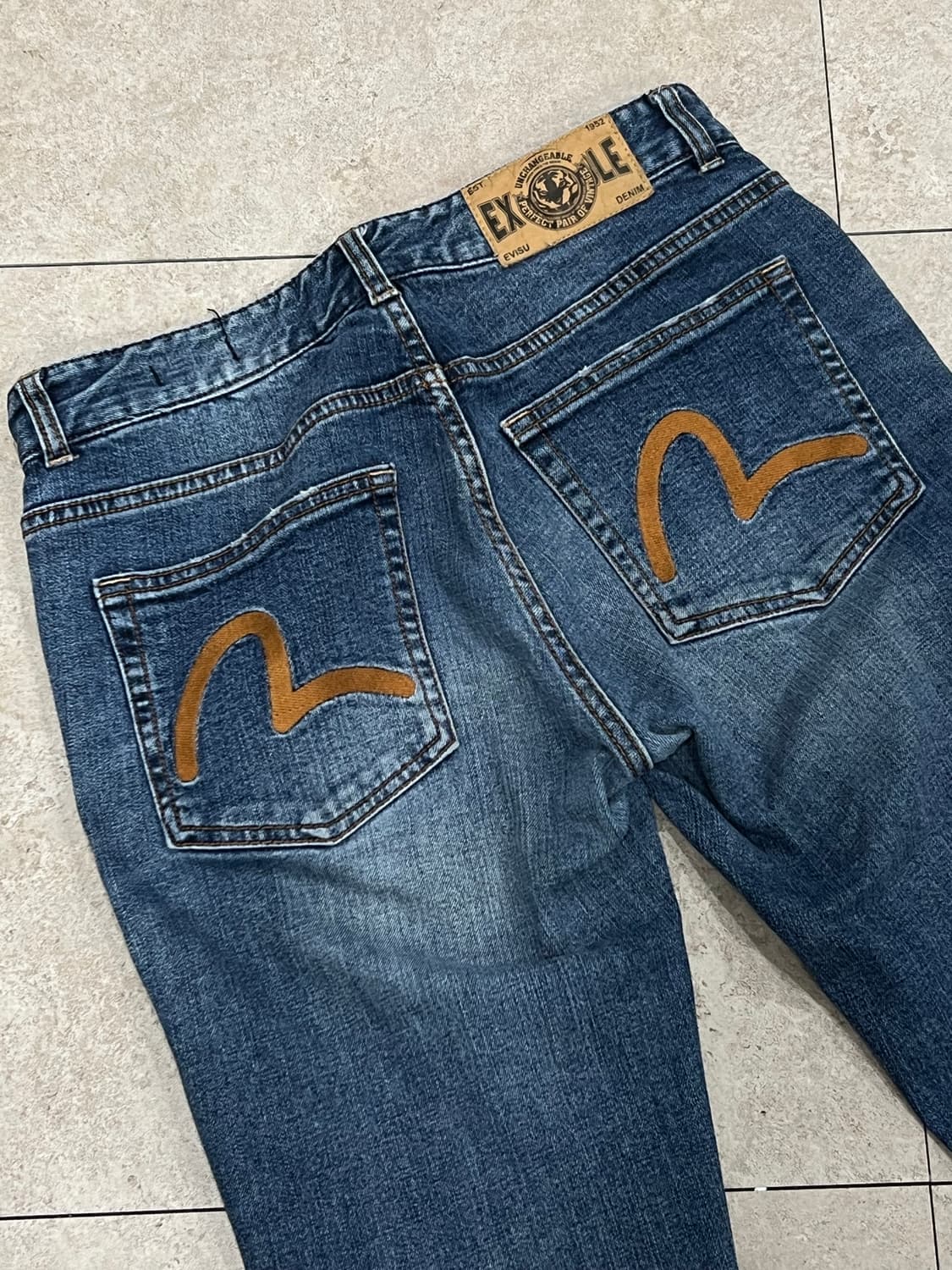 (F) 에비수 진스 슬림핏 중청 데님 팬츠 상품이미지6