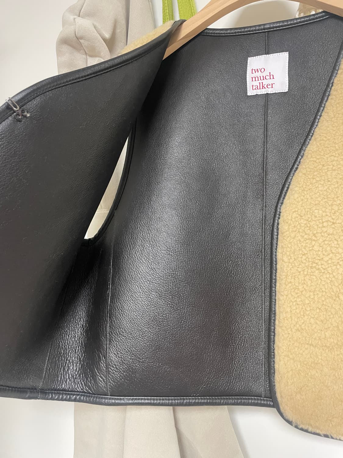 페퍼윤윤 투머치토커 양가죽100 리얼양털 베스트 상품이미지7