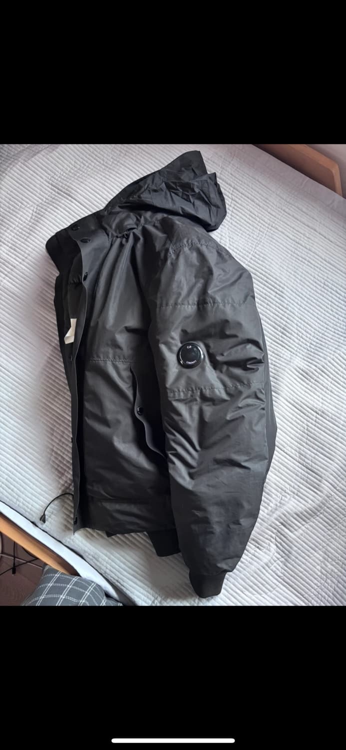 C.P 컴퍼니 마이크로-엠 숏 다운 자켓 46(90) 상품이미지4