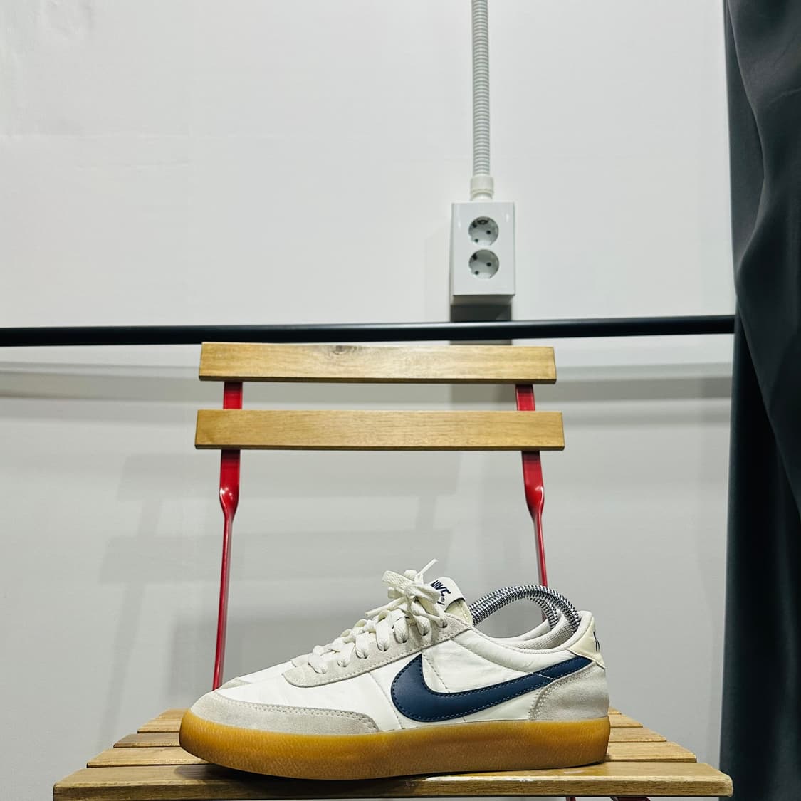 250) 나이키 운동화 남녀공용 신발 킬샷 OG 화이트 네이비 상품이미지3