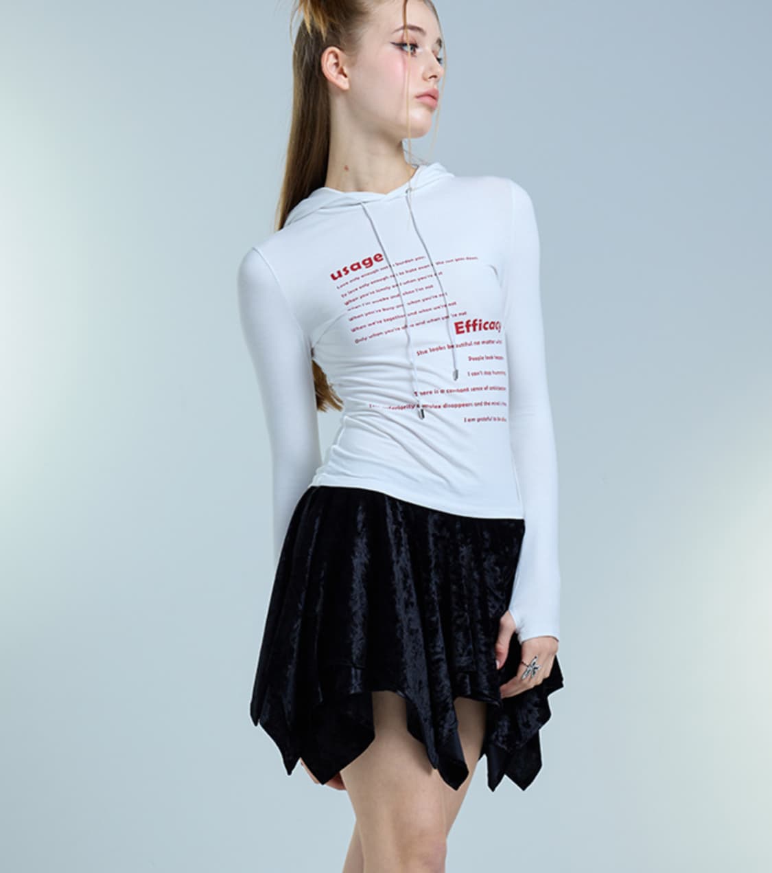 러브이즈트루 후드티 상의 [안유진, 닝닝 착용] 상품이미지4