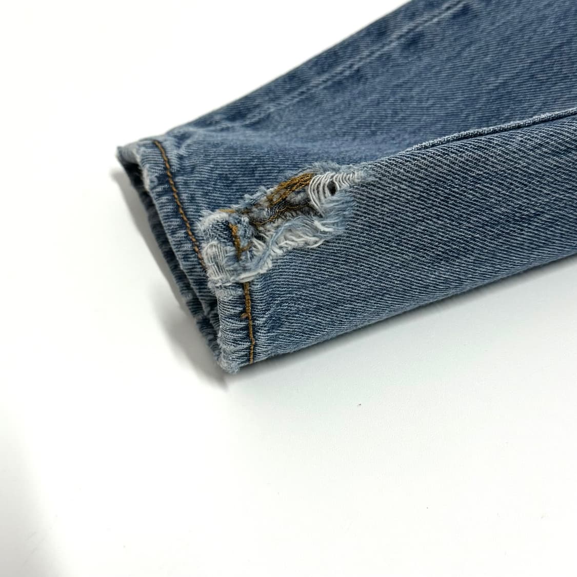 No.06 리바이스 501 데님 팬츠 상품이미지4