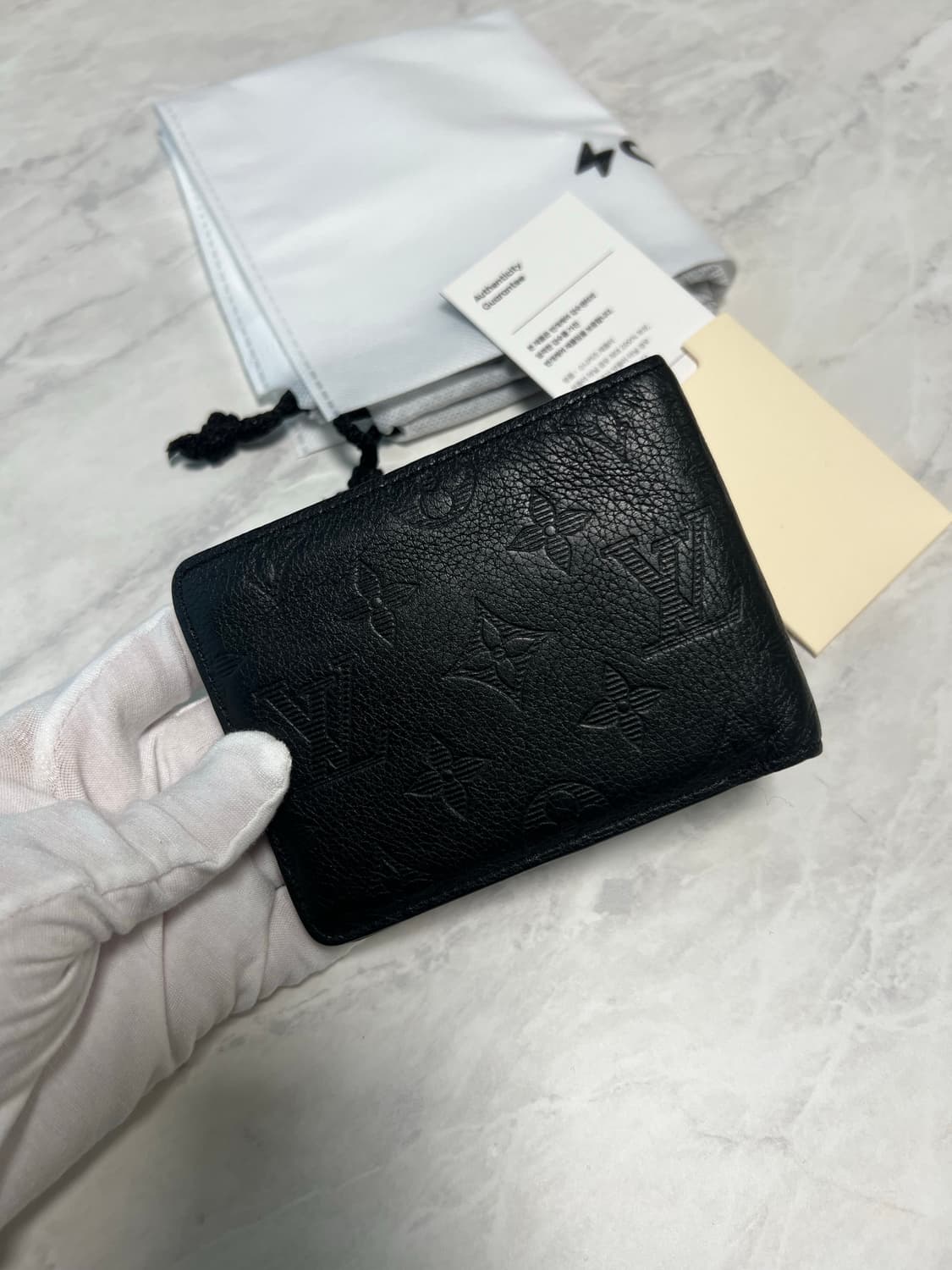 루이비통 모노그램 쉐도우 멀티플 월렛 반지갑 상품이미지2