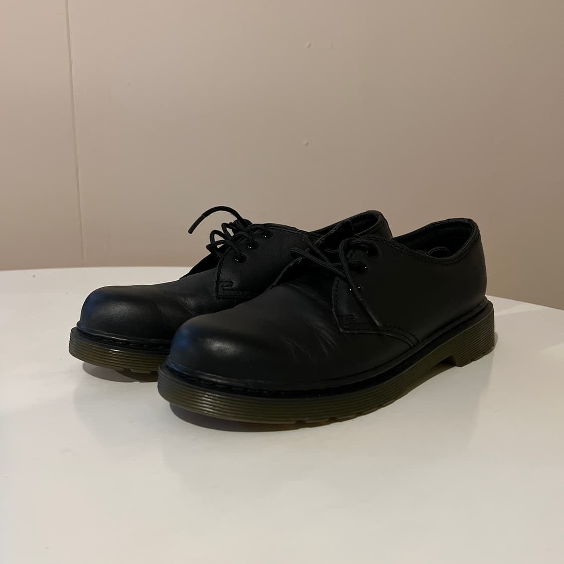 닥터마틴 3홀 로퍼 상품이미지1