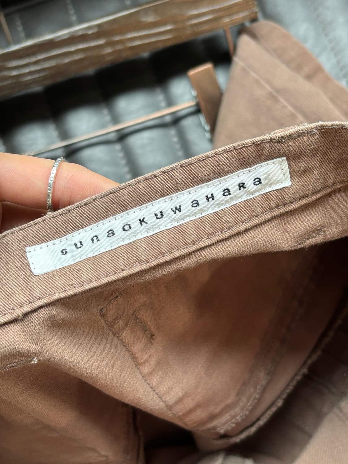 스나오 쿠와하라 핀턱 스커트 상품이미지5