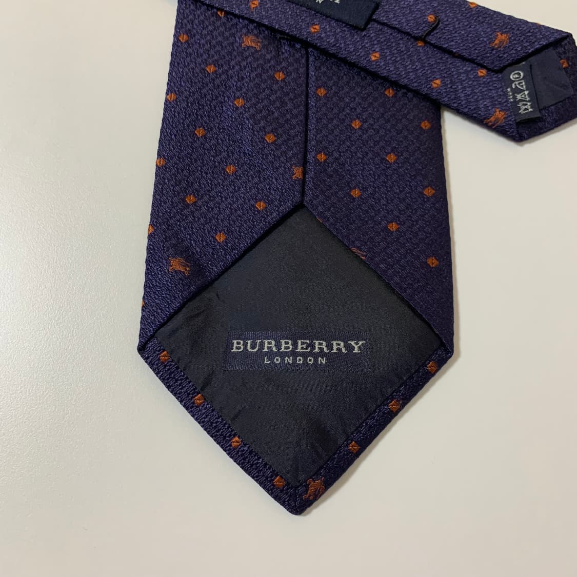 버버리(BURBERRY) 도트넥타이 명품 모노그램 A+등급 9.5cm 상품이미지7